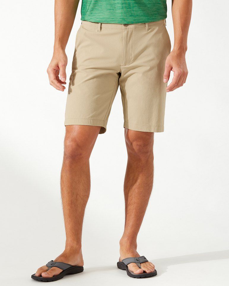 Chip Shot Island Zone 10 Inch Shorts in 