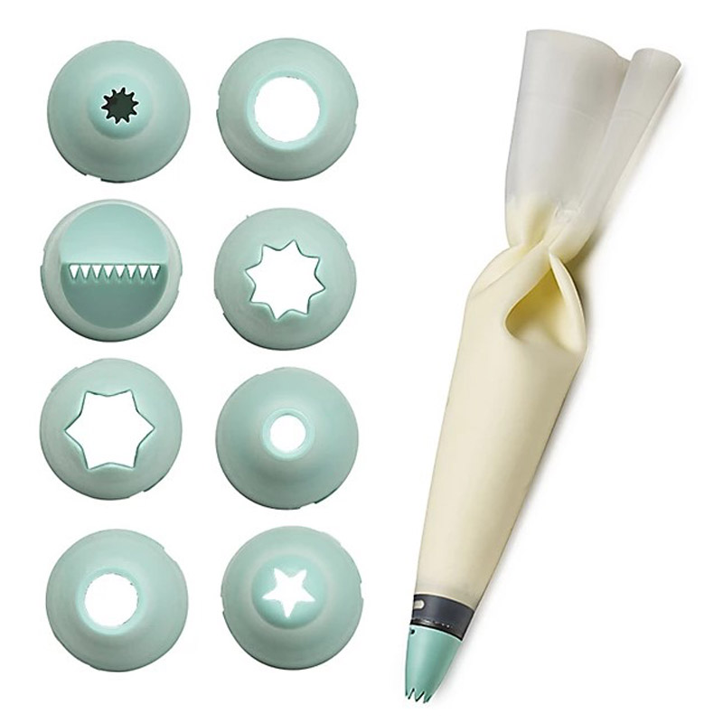 Lakeland Silicone Piping Bag & Nozzles